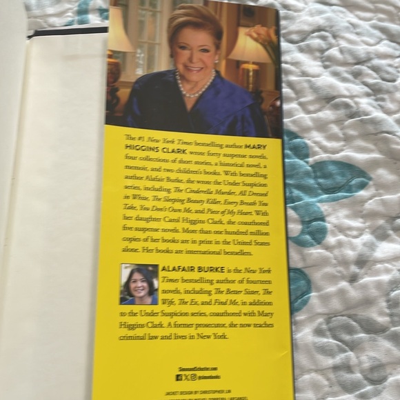 Mary Higgins Clark and Alafair Burke HB novel- It Had To Be You - Picture 4 of 5